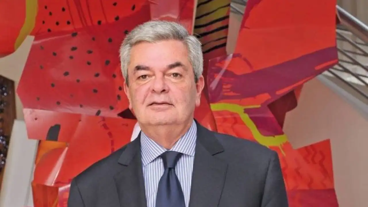 موسم الأعياد تحت الاختبار: الوافد حاضر والسائح غائب